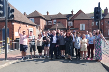 Mayor visits QAC